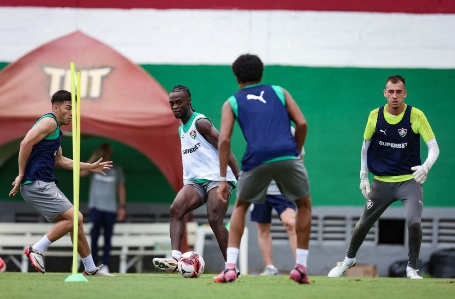 Fluminense recusa proposta por Santi Moreno