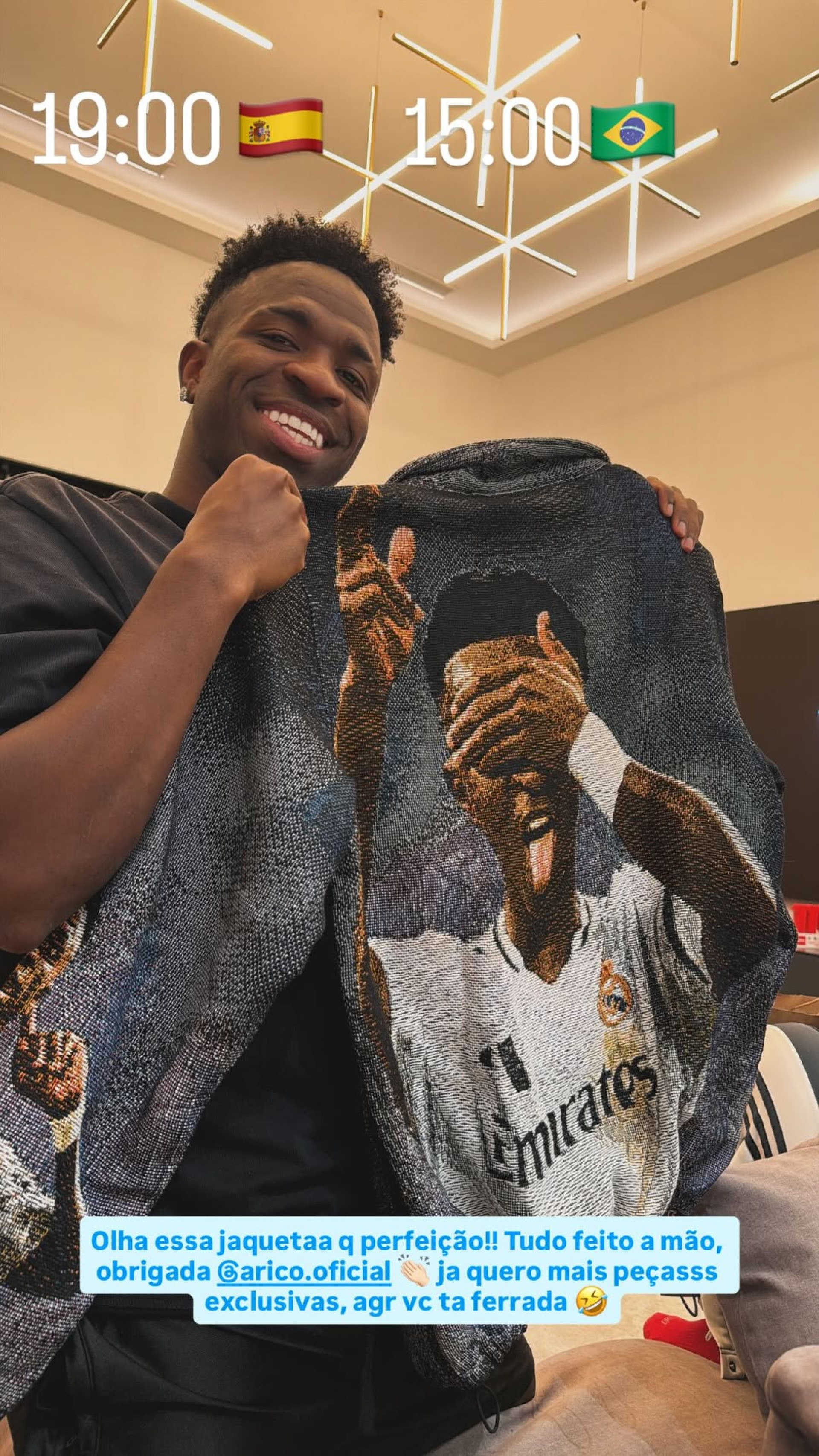 Vini Jr mostrou peça de roupa personalizada  - Reprodução/Instagram 