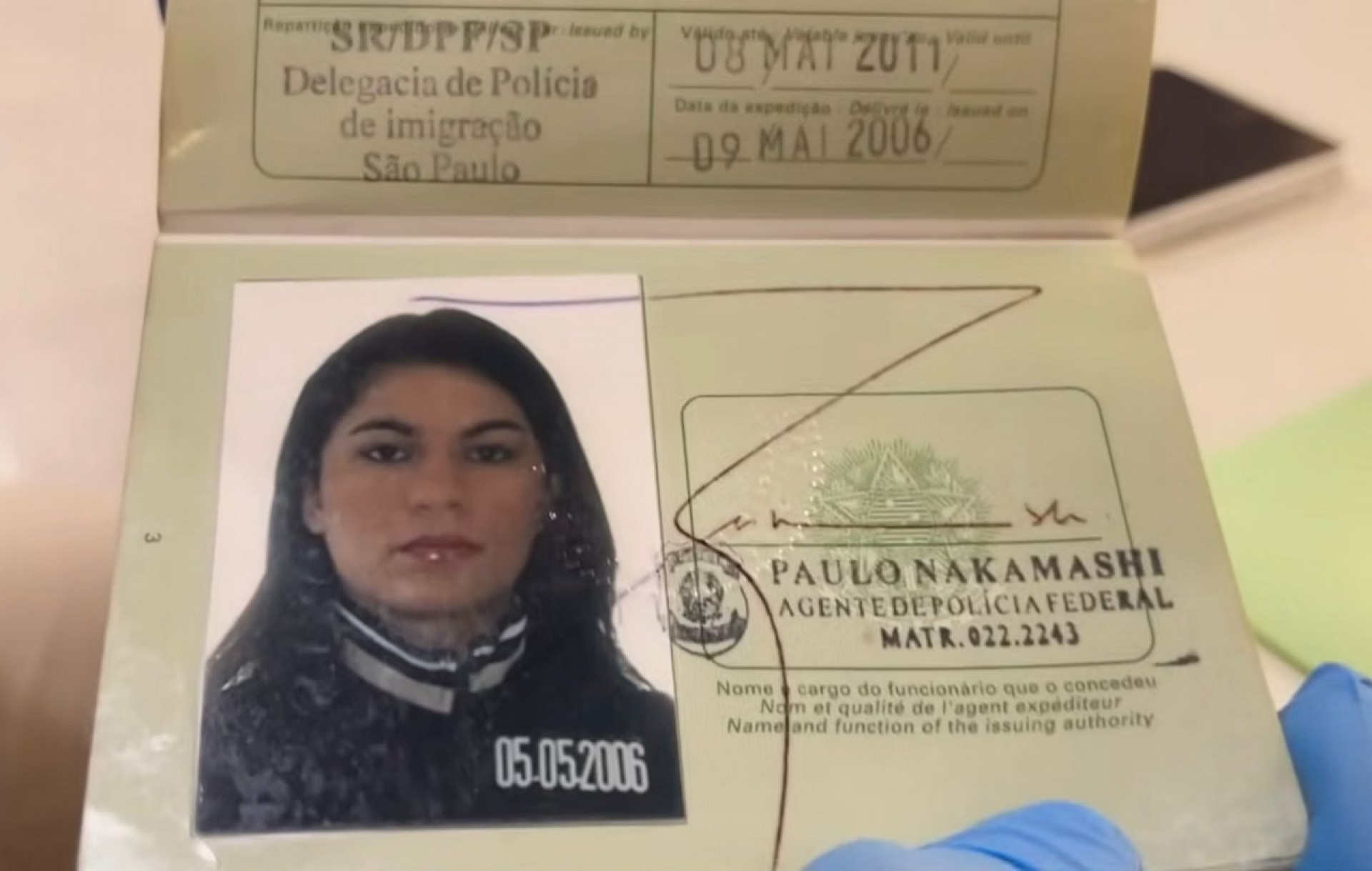 Passaporte antigo de Eliza Samudio foi encontrado em Portugal - Reprodução / Redes sociais