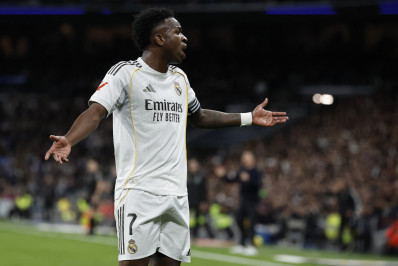 Leitura labial mostra insatisfação de Vini Jr com comportamento 'fominha' de companheiros