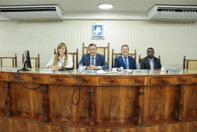 Câmara de Caxias realiza sessão extraordinária sobre transporte municipal