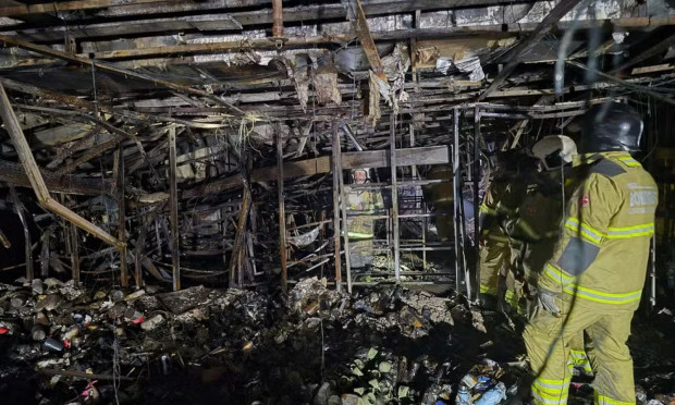 Falha em alarme pode ter atrasado combate ao incêndio no Shopping Tijuca, diz brigada