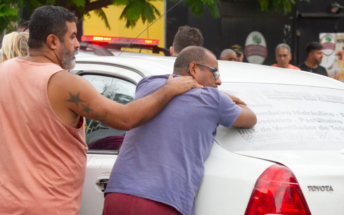 Pai de Marcelly Passos recebe apoio ap&oacute;s morte da filha no Engenho de Dentro