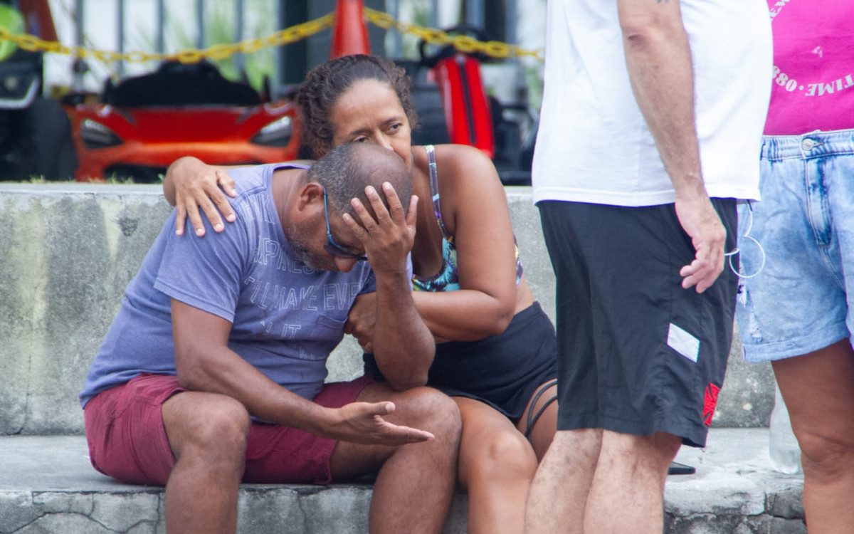 Pai e m&atilde;e de Marcelly Passos sofrem com assassinato da filha