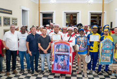 Câmara de Paraíba do Sul recebe Folias de Reis pela primeira vez