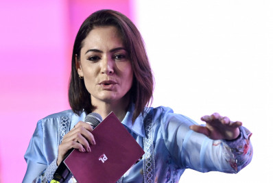 Michelle Bolsonaro reage a críticas de Allan dos Santos após post de vídeo de Tarcísio