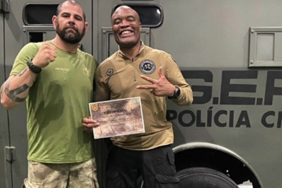 Lenda do MMA, Anderson Silva compartilha preparação para virar policial nos EUA