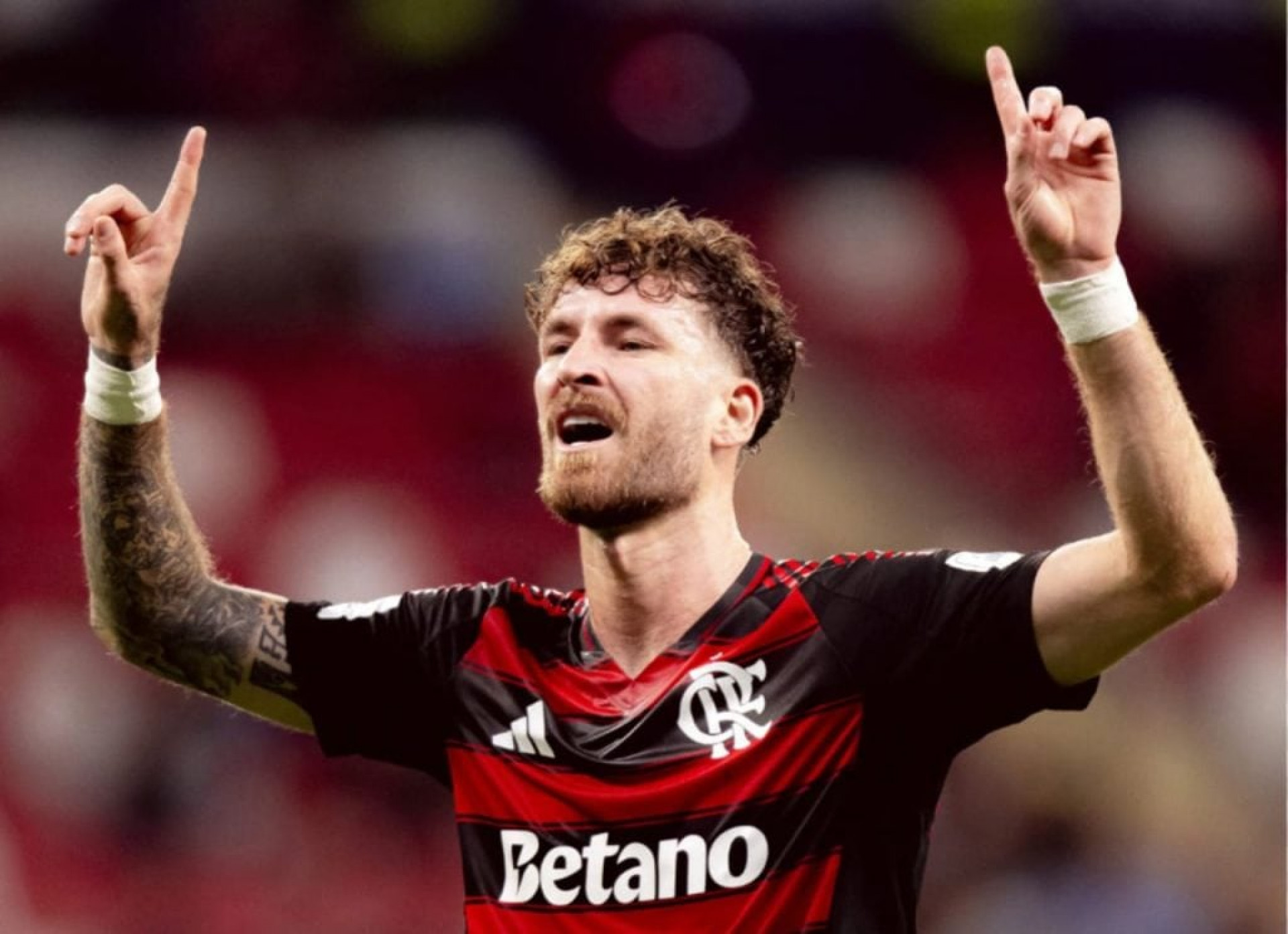 Flamengo recebe sondagem de clube ingl&ecirc;s por L&eacute;o Pereira
