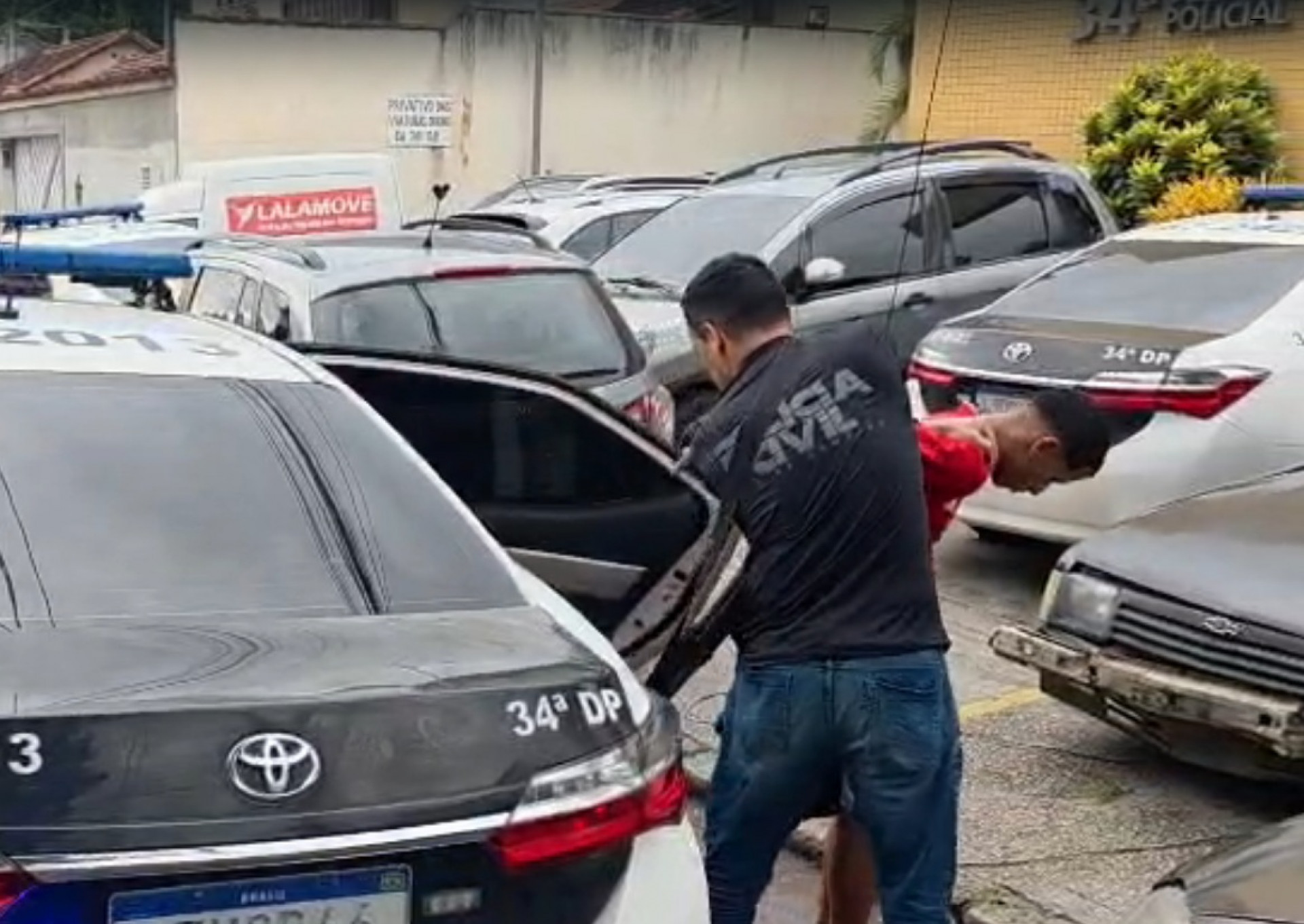 Kaike Portugal de Assis, o 2K, foi conduzido à sede da 34ª DP - Reprodução