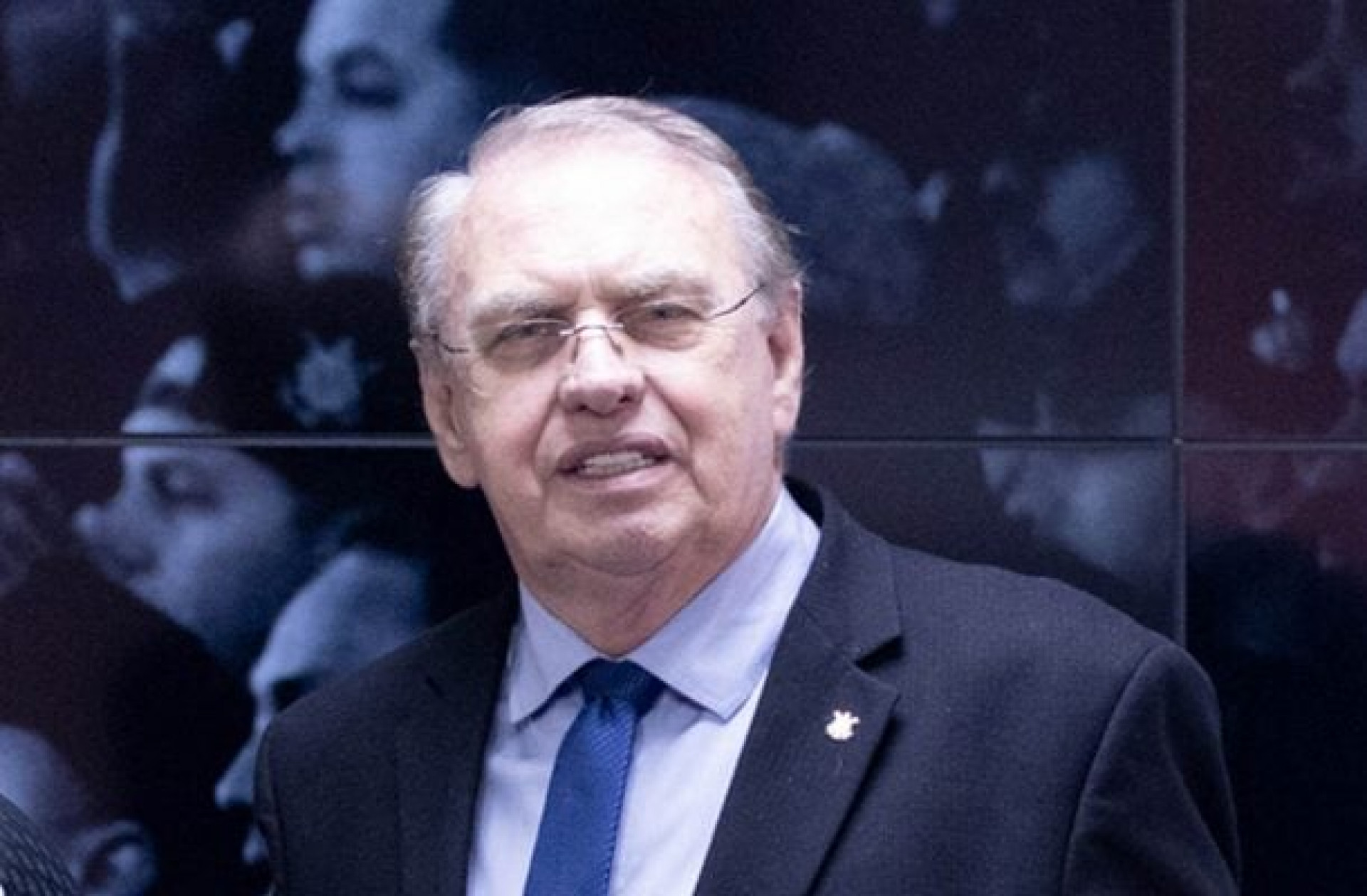 Corinthians derruba transfer ban da CBF; restri&ccedil;&atilde;o na Fifa segue