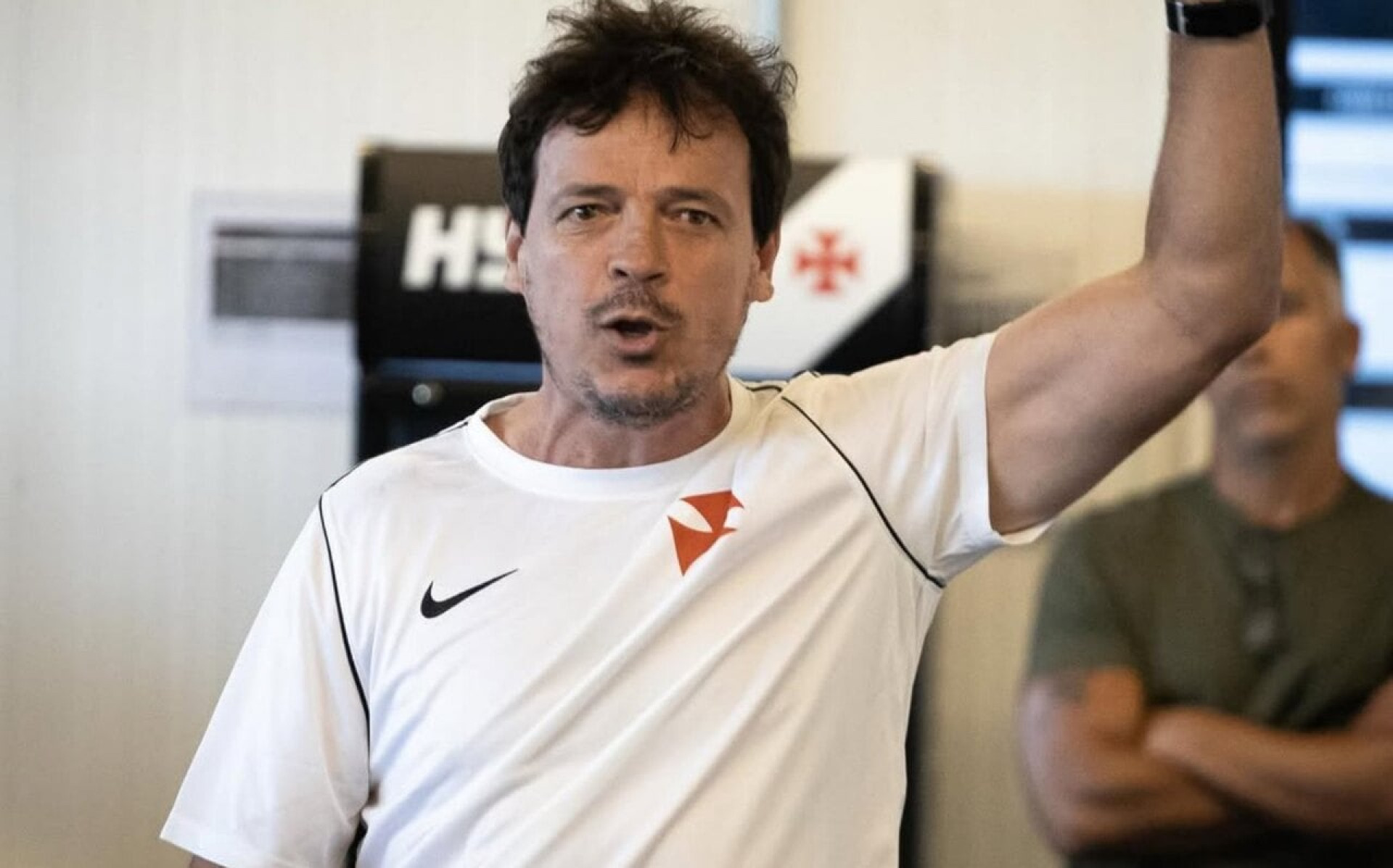 Vasco se acerta com Colo-Colo e fecha a contrata&ccedil;&atilde;o de Alan Saldivia