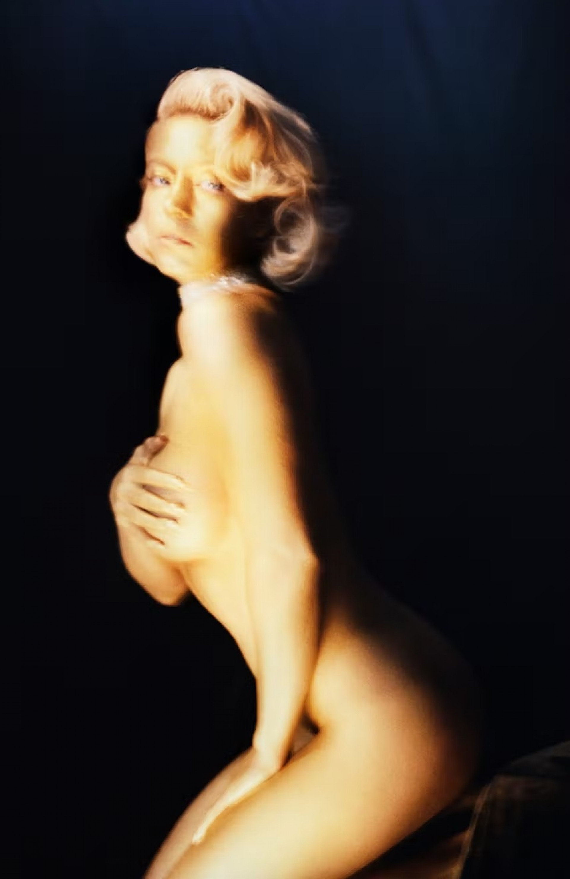 Sydney comentou sobre seu envolvimento com o filme 'A Empregada' - Tyrone Lebon / W Magazine