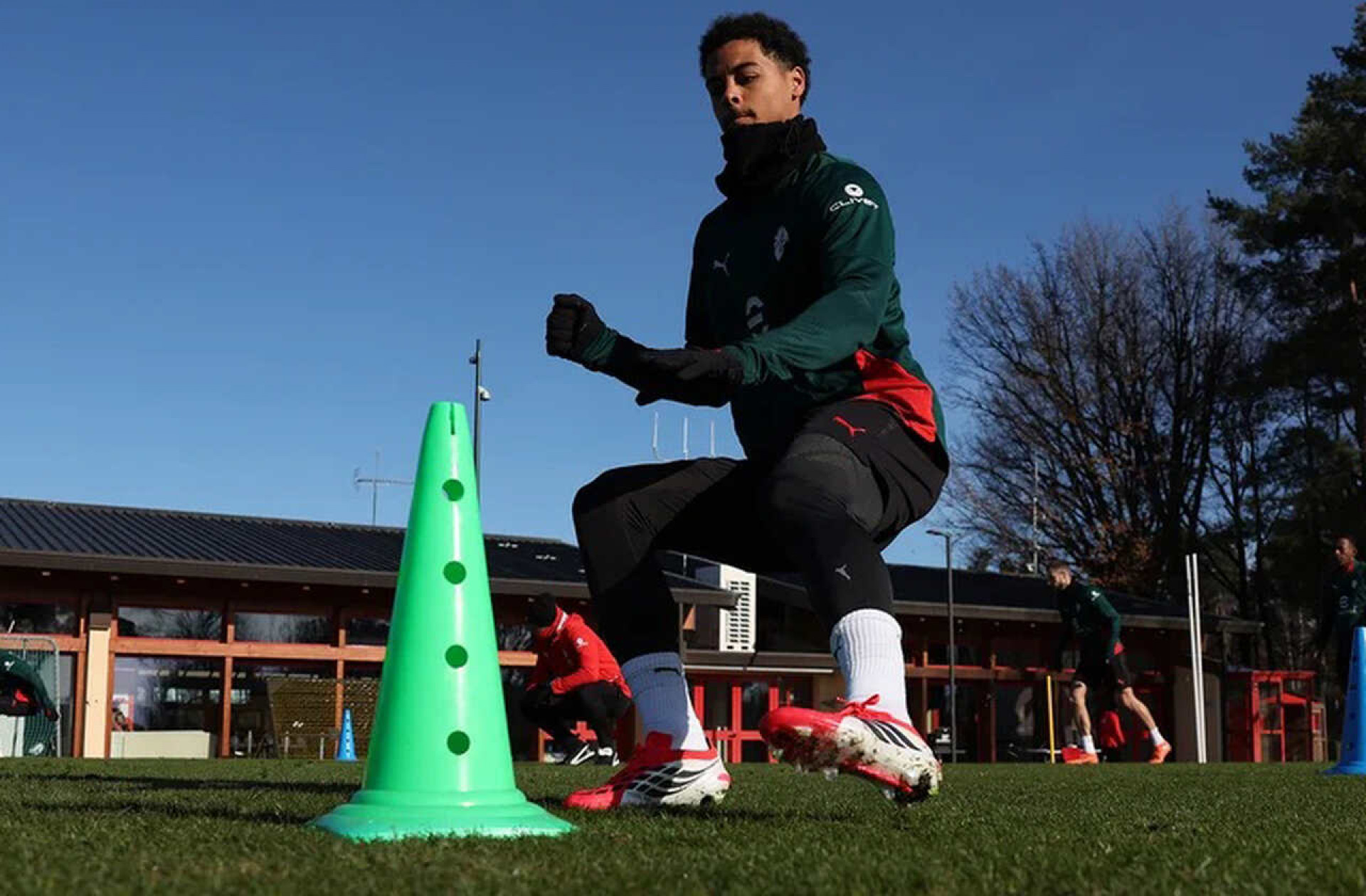 Milan x Genoa: onde assistir, escala&ccedil;&otilde;es e arbitragem