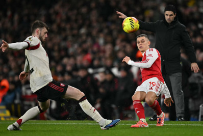 Arsenal empata com o Liverpool, e vantagem no topo do Inglês é de seis pontos