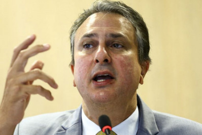 Governo Lula promete solução para evitar reajuste perto de zero para professor em ano eleitoral