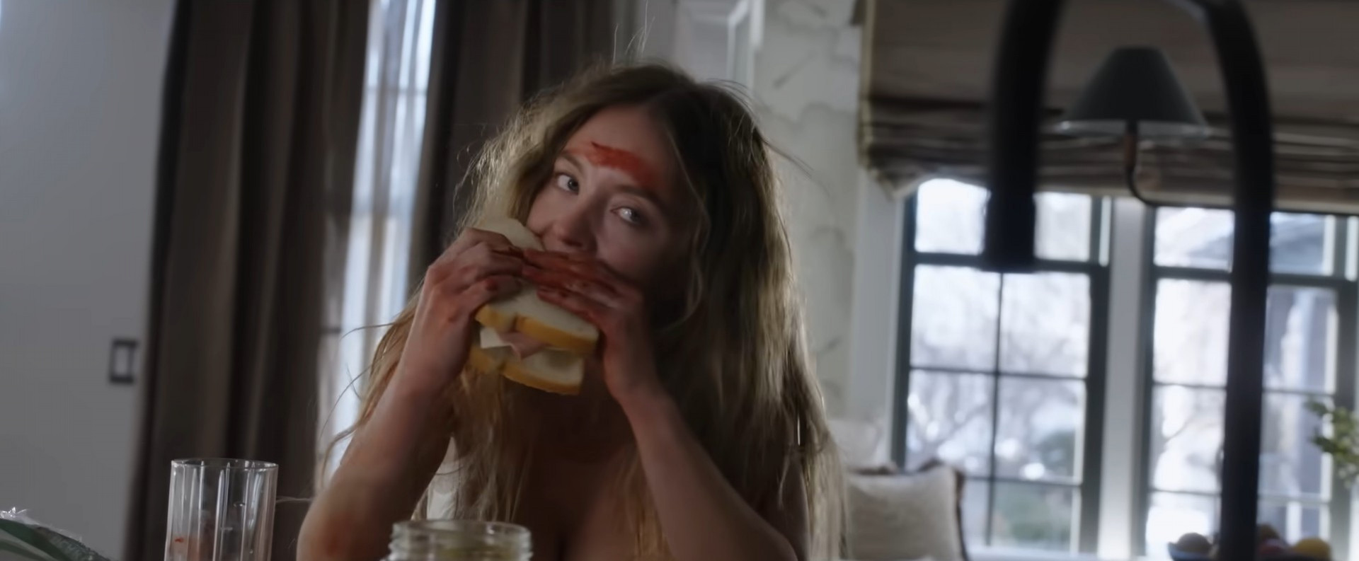 Sydney Sweeney interpreta Millie em 'A Empregada' - Divulgação