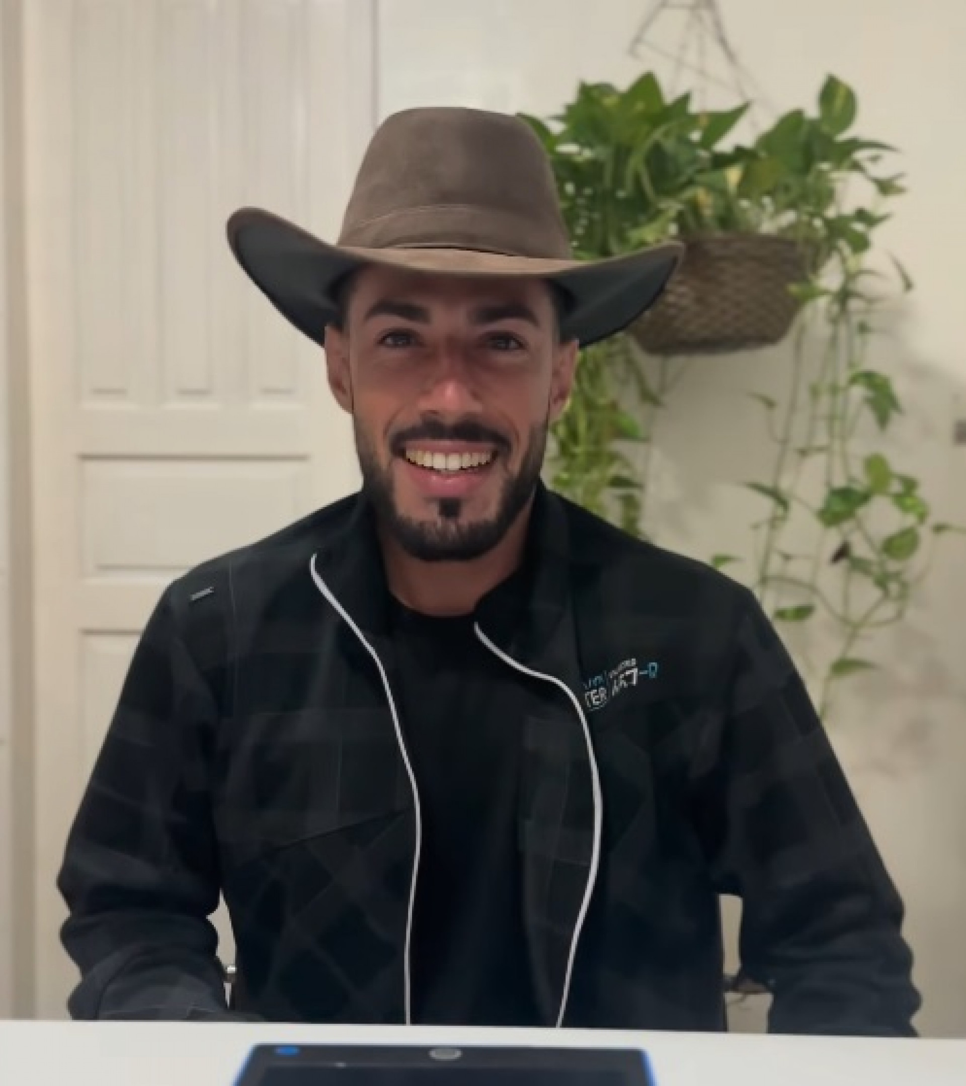 Jerônimo Vaqueiro agradeceu ao apoio nas redes sociais - Reprodução / Instagram