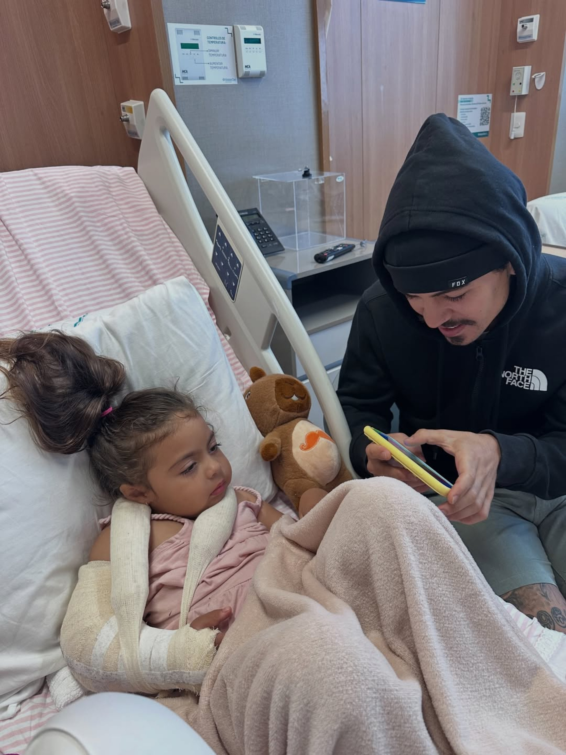 Tays Reis elogiou parceria de Biel durante intervenção cirúrgica da filha  - Reprodução/Instagram