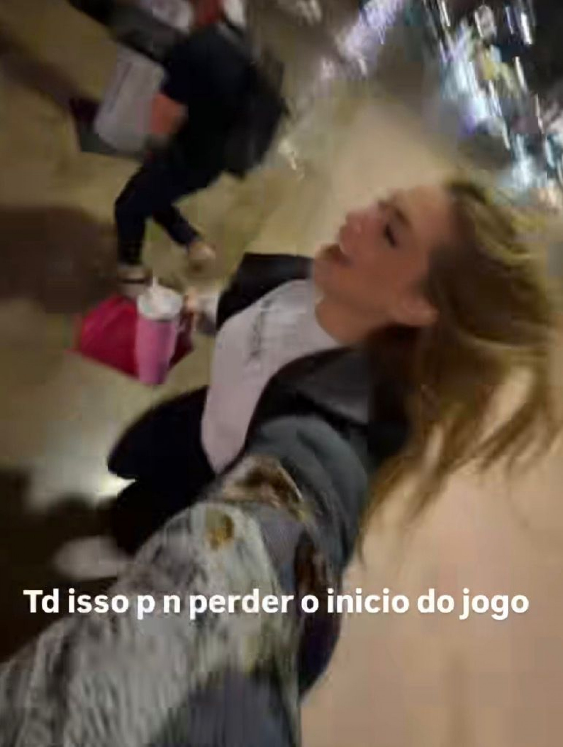 Virginia corre pelas ruas de Dubai para assistir jogo de Vini Jr - Reprodução/Instagram