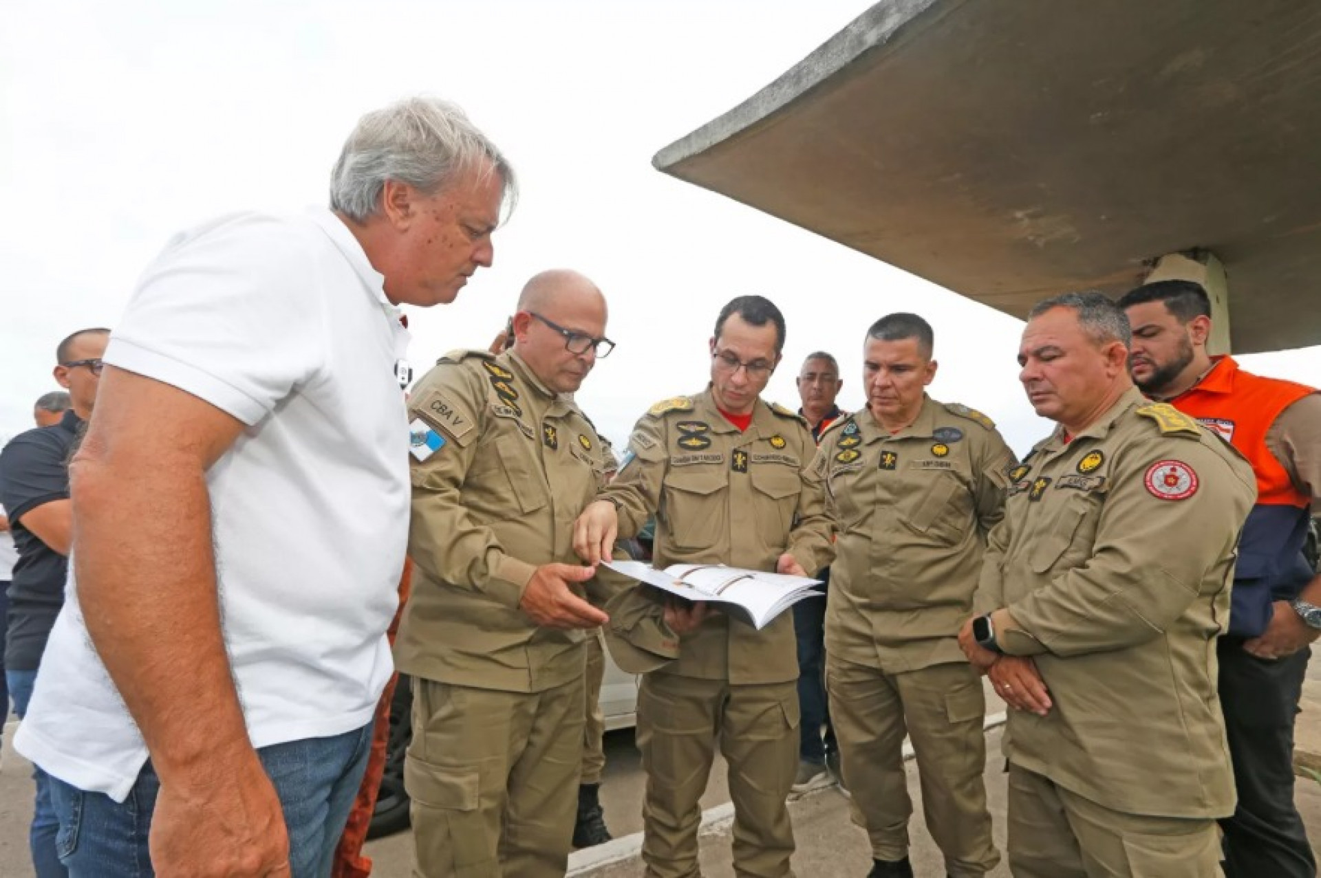 Prefeito Alexandre Martins (REP) recebe comando do CBMERJ - Ascom