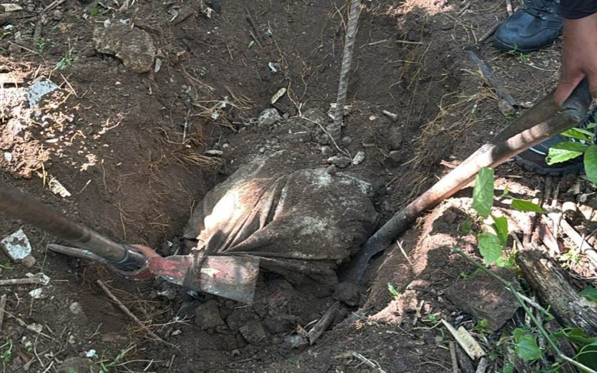 Ossadas foram encontradas em cemit&eacute;rio clandestino em Rio das Pedras