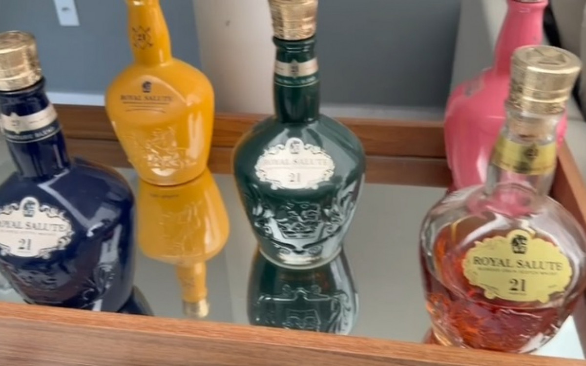 Endereço onde agentes cumpriram mandados contava com bebidas de luxo