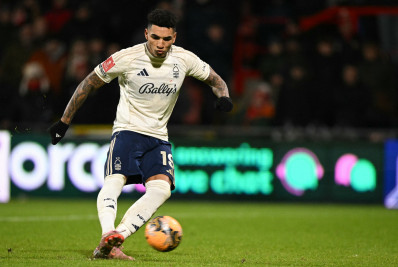 Igor Jesus marca no tempo regulamentar, mas erra nos pênaltis em eliminação do Forest