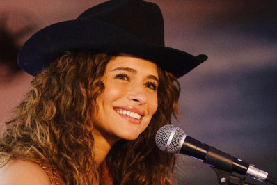 Isadora Cruz entrega inspiração em Marília Mendonça para viver cantora sertaneja em 'Coração Acelerado'