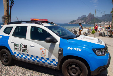 Viaturas com câmeras para reconhecimento facial começam a circular na orla da Zona Sul