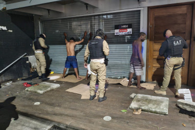 Guarda Municipal de Niterói prende três homens que assaltaram casa em Santa Rosa
