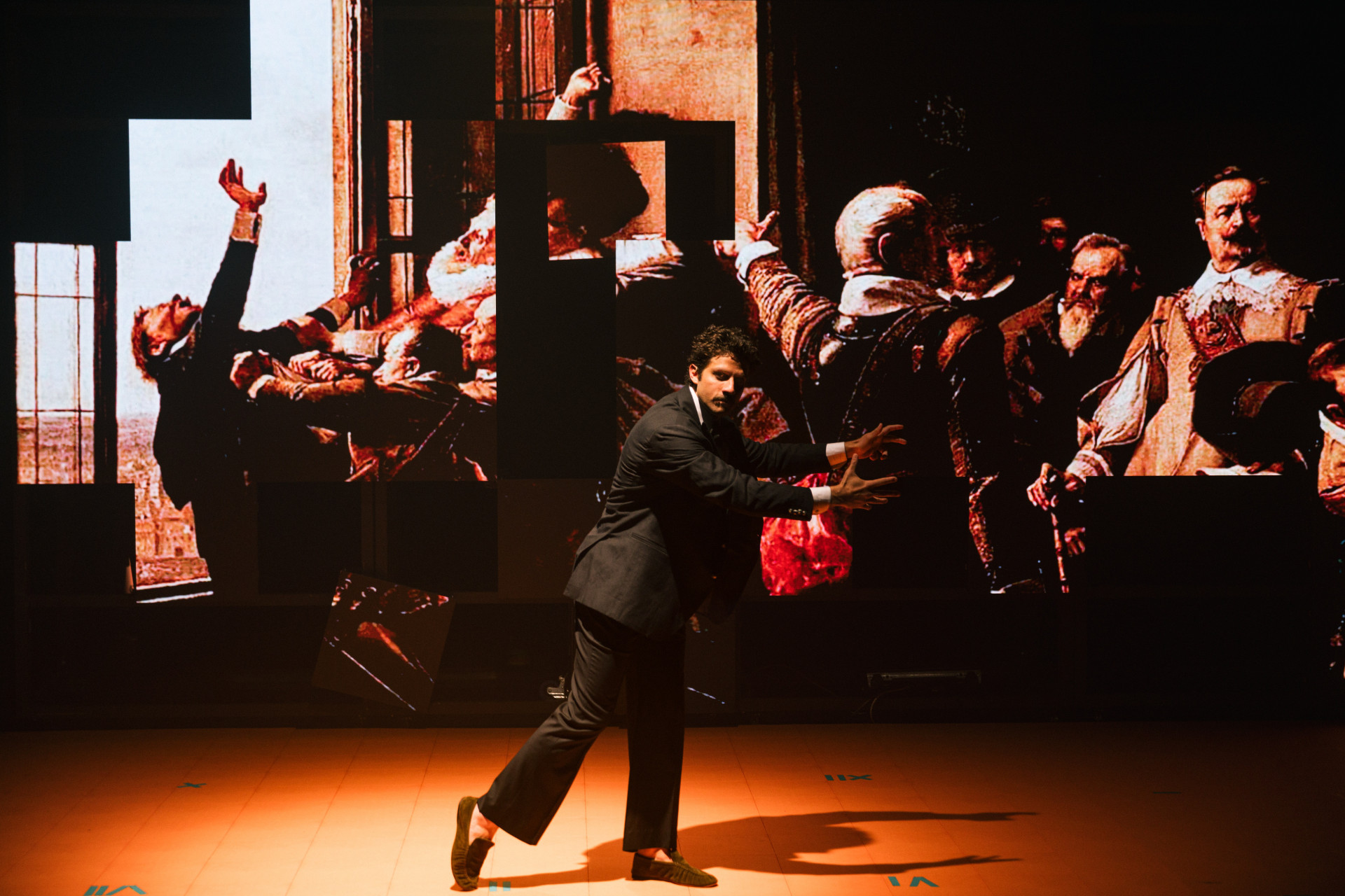 Chay Suede diz que tem experimentado 'sentimentos inéditos' com sua estreia no teatro - Mayra Azzi / Divulgação