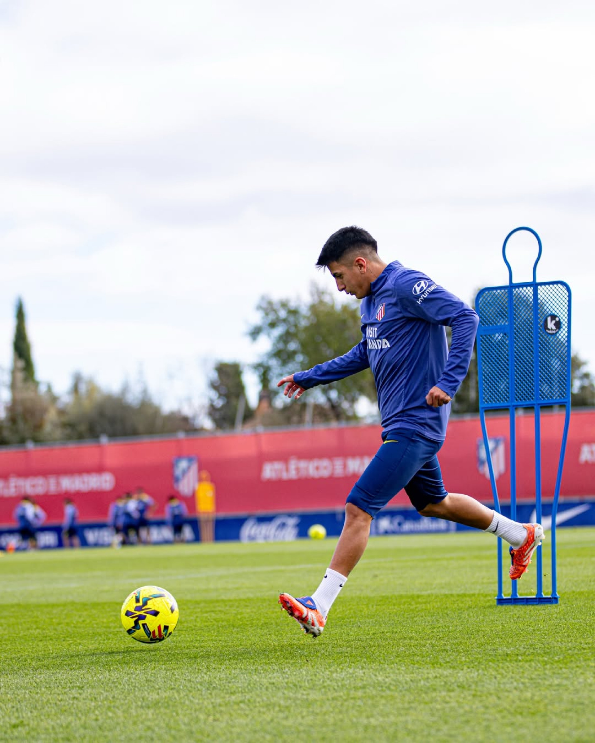 Almada em treino do Atlético de Madrid