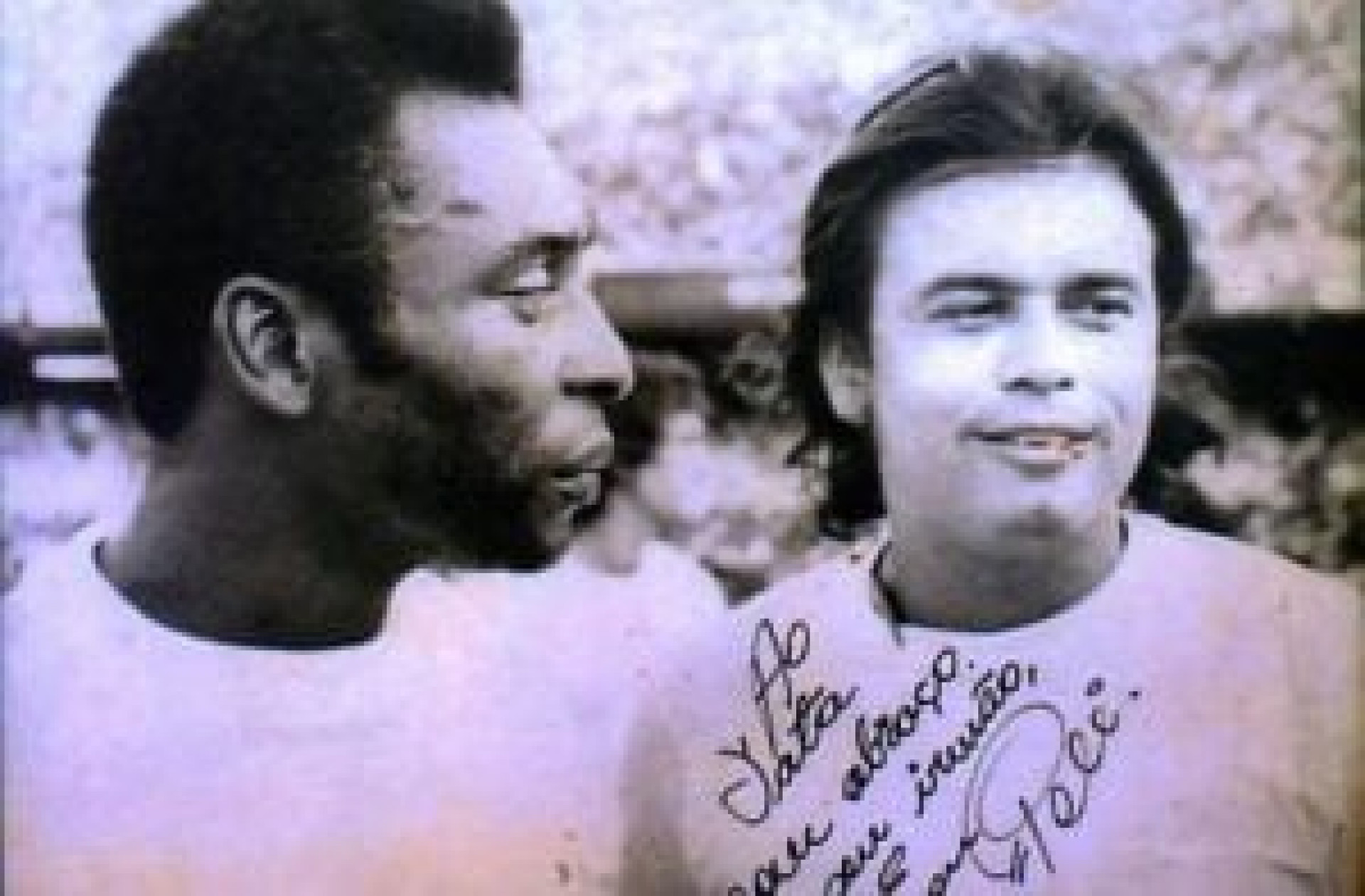 Morre aos 81 anos o jornalista Iata Anderson, o “Amigo do Rei”