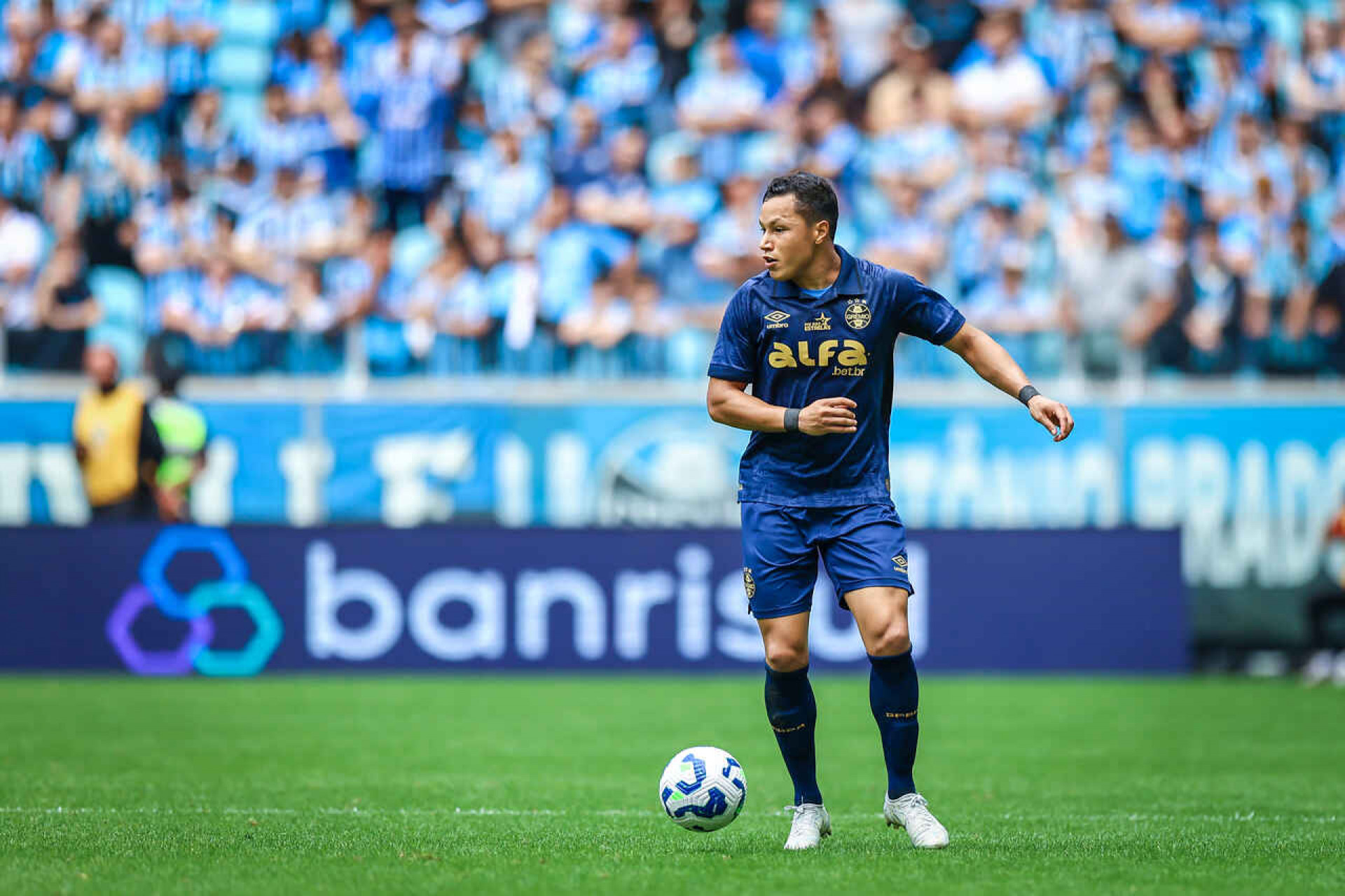 Marlon progride em recupera&ccedil;&atilde;o e se aproxima de voltar a atuar pelo Gr&ecirc;mio