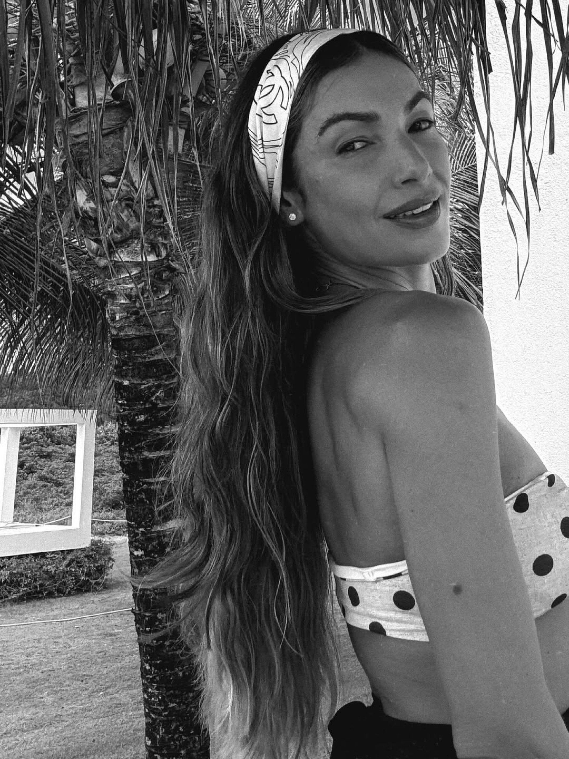 Patrícia Poeta aposta em biquíni vintage para curtir as férias - Reprodução / Instagram