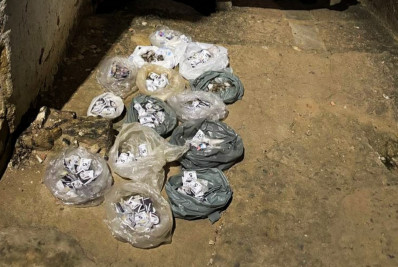 Homem é preso por tráfico de drogas no 'Escadão' da Vila Isabel