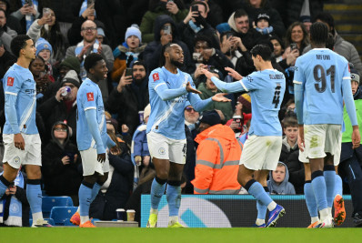 Em jogo de 11 gols, Manchester City atropela o Exeter e avança na Copa da Inglaterra