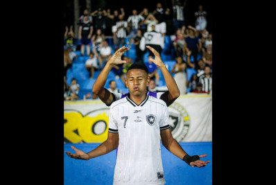 Botafogo goleia o Taubaté e garante vaga na próxima fase da Copinha