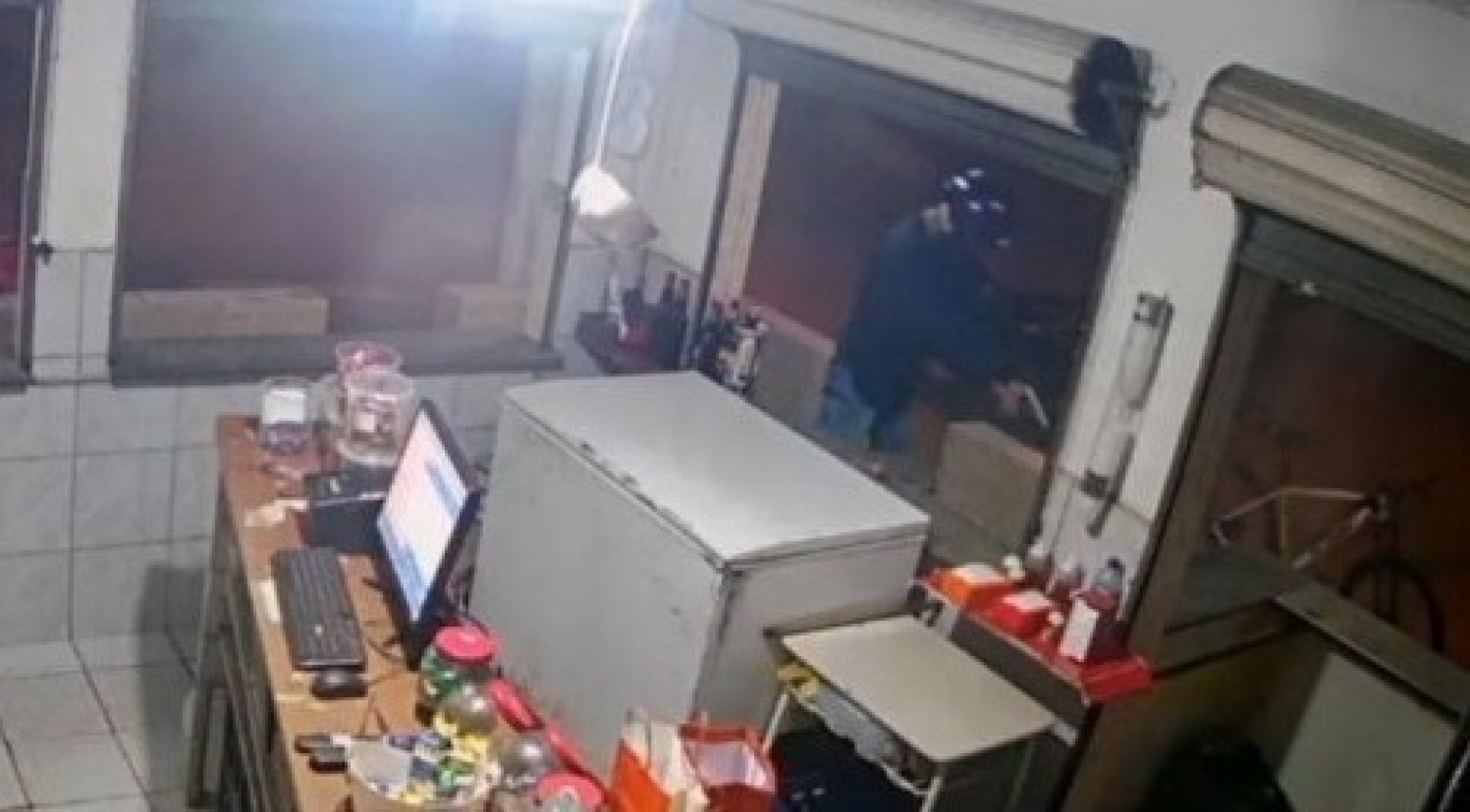 Homem &eacute; morto a tiros em Itaperuna