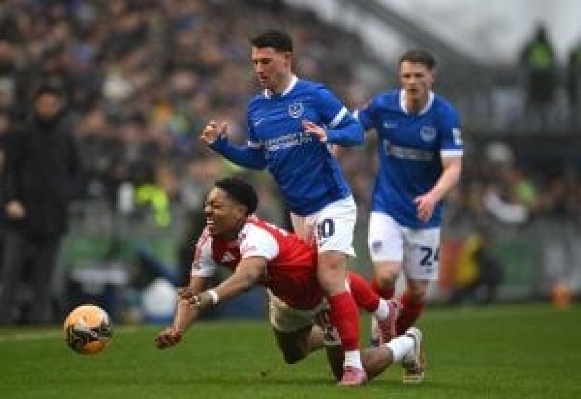 Arsenal goleia Portsmouth com show de Gabriel Martinelli e avan&ccedil;a na FA Cup