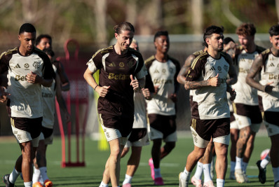 Flamengo divulga lista de relacionados para enfrentar o Lanús na Recopa