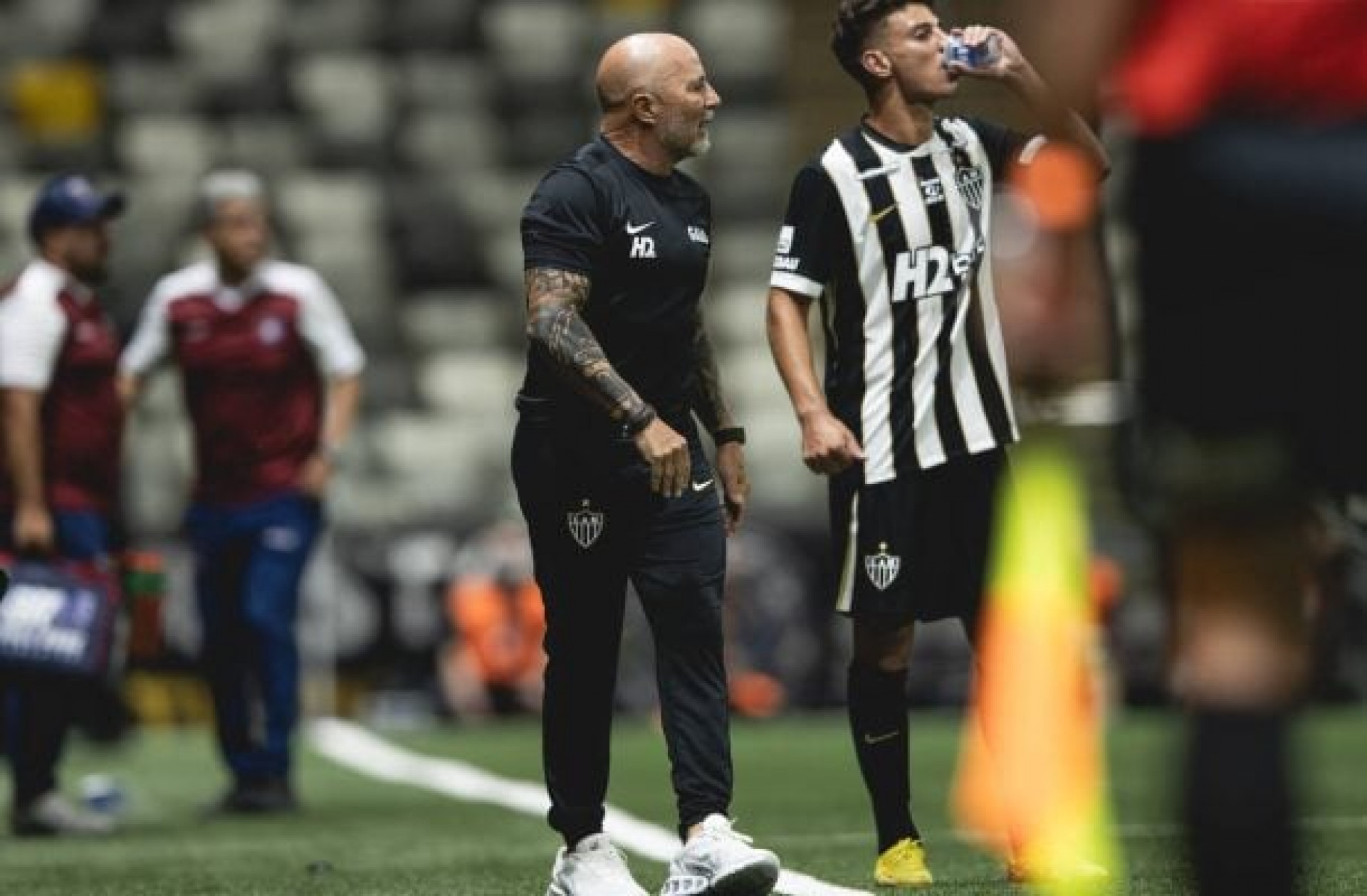 Betinho Marques – Sampaoli quer o Galo acelerado nas contrata&ccedil;&otilde;es, e a Massa s&oacute; quer ser feliz