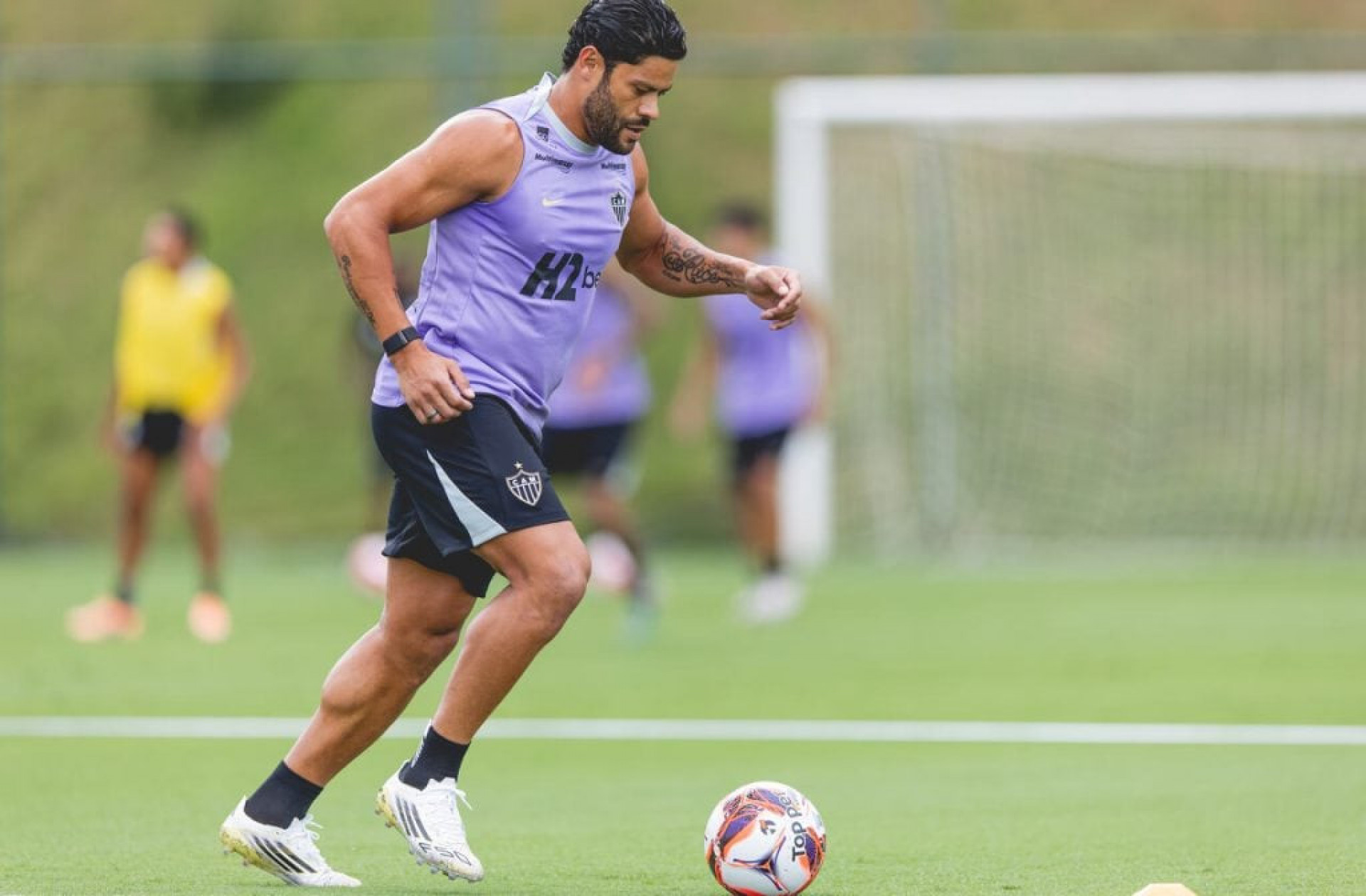 Fluminense d&aacute; ultimato e pode desistir de Hulk, do Atl&eacute;tico