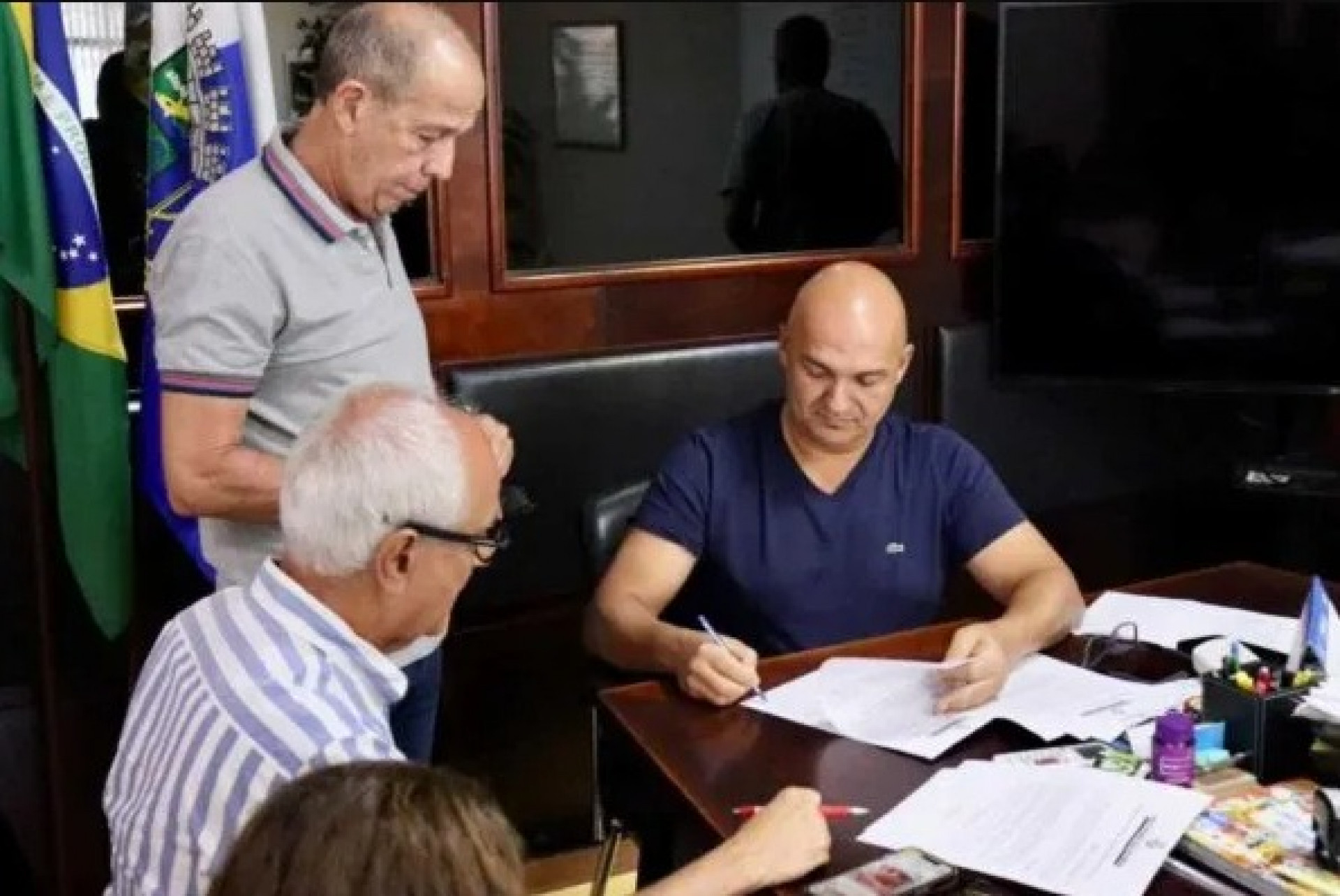 Prefeito Fábio do Pastel assina do Termo de Permissão de Uso de Bem Público que autoriza o funcionamento da Build Your Dreams (BYD)  - Ascom