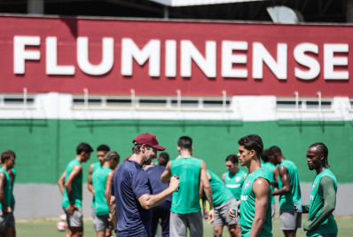 Auxiliar de Zubeldía detalha preparação do Fluminense: 'Estamos bem'