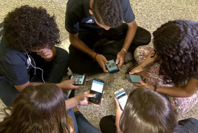 MEC fará pesquisa sobre impacto da restrição de celular nas escolas