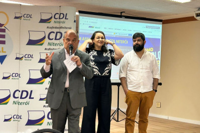 Café Empresarial da CDL Niterói debate IA na prática para os negócios