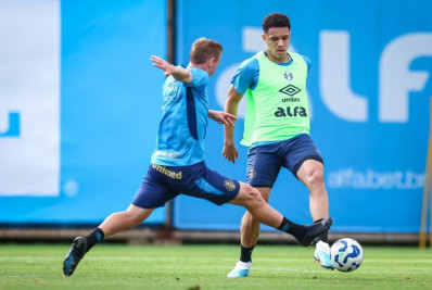 Alvo do Botafogo, Viery renova contrato com o Grêmio