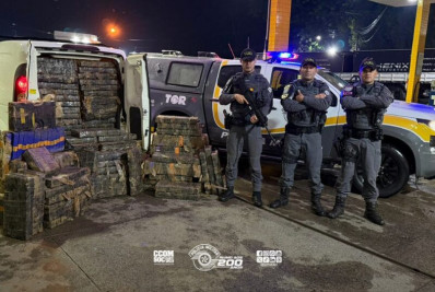 Casal é preso transportando quase uma tonelada de maconha em SP