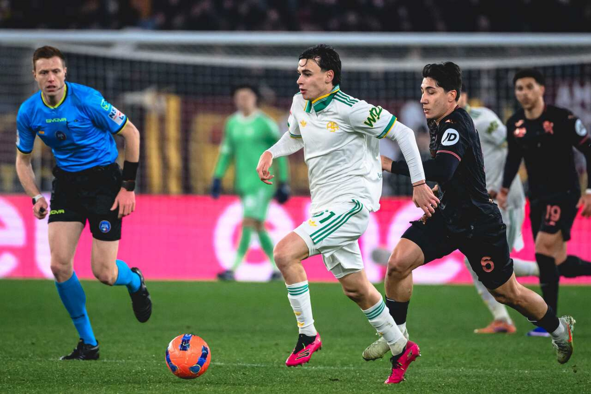 Roma perde em casa para o Torino e est&aacute; eliminada na Copa da It&aacute;lia